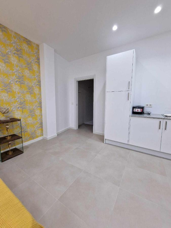 Apartament Moderno 3 En Calle Marmoles Malaga