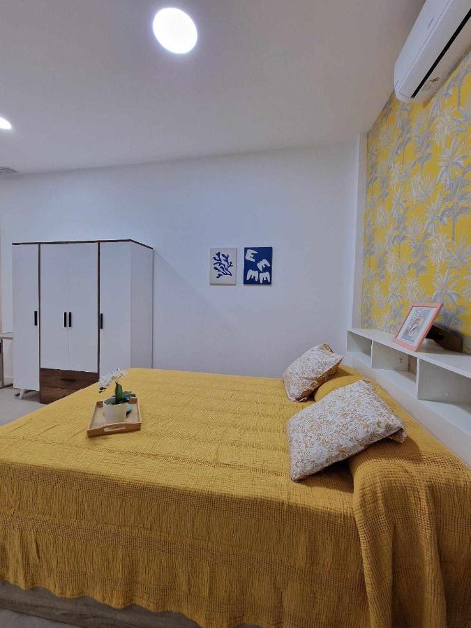 Moderno Apartamento 3 En Calle Marmoles Málaga